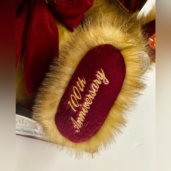 Vintage Dan Dee 100th Anniversary Singing Teddy Bear in Excellent Condition. - Picture 4 of 13